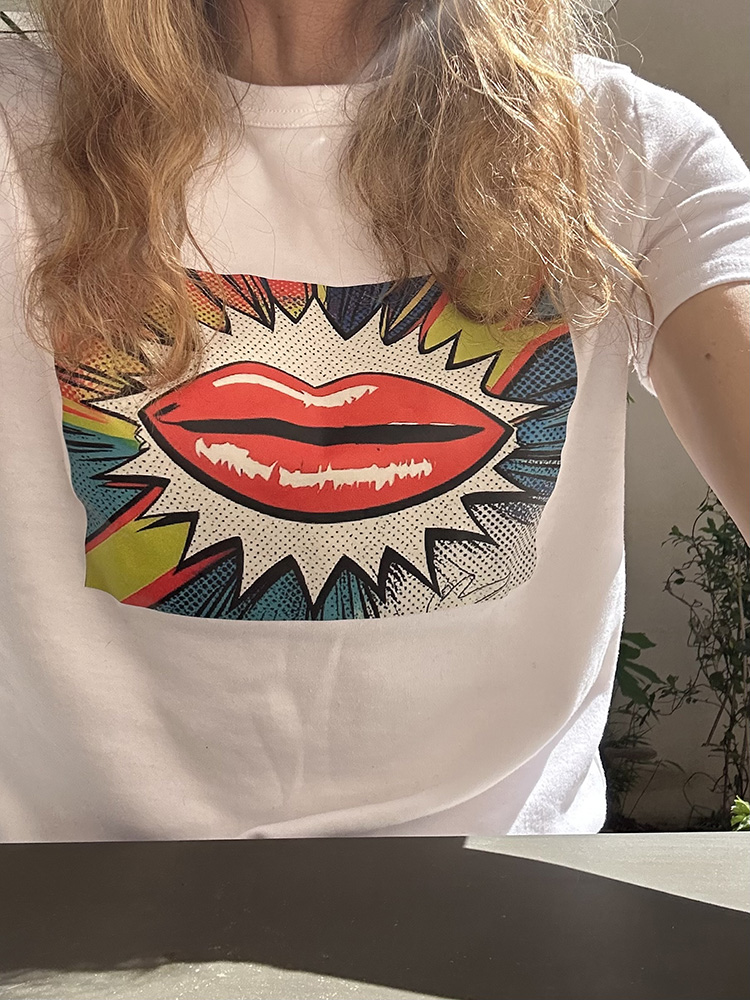 t shirt pop art bouche par Patricia Niveaux
